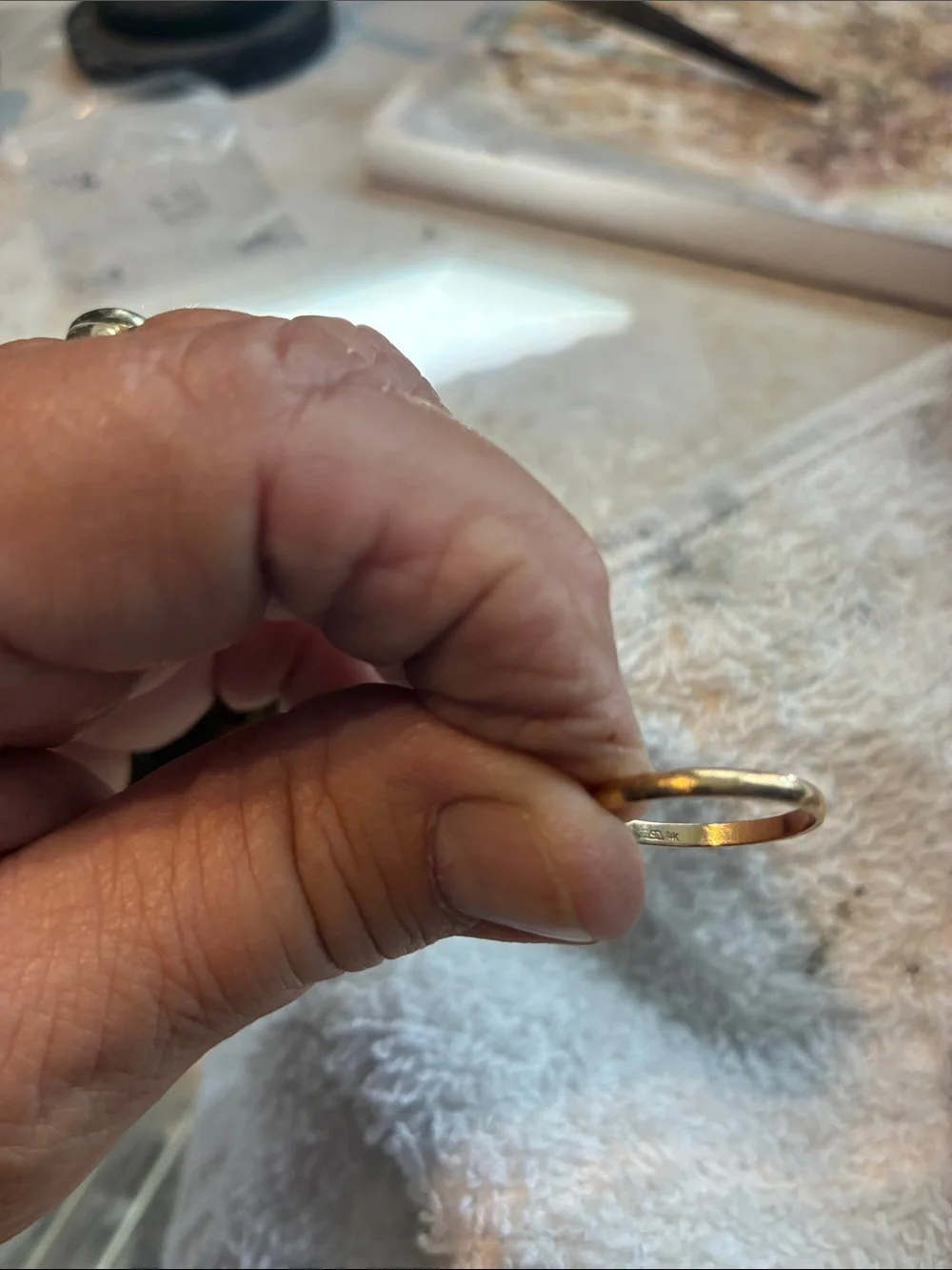 14K Gold Ring.   1.07 Grams. Size 6